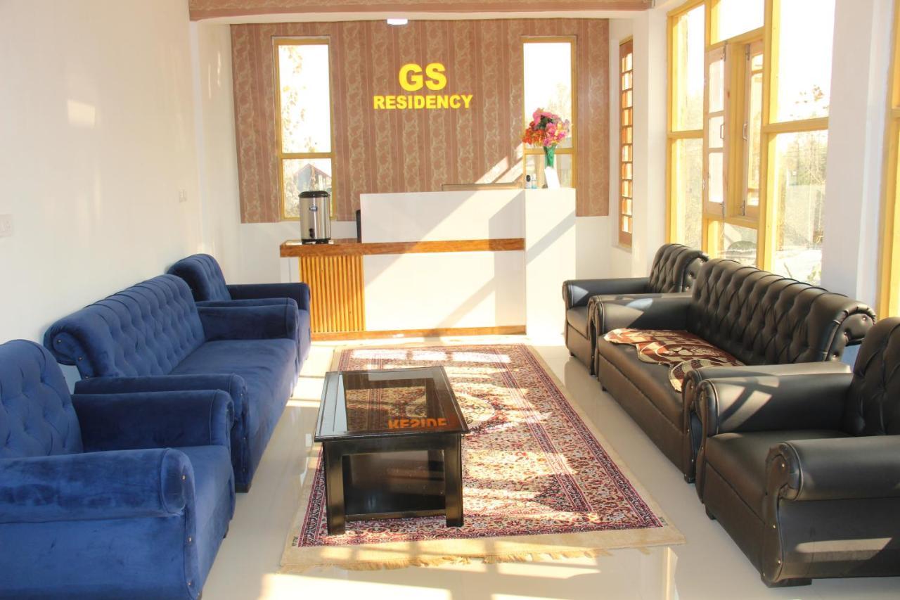 Hotel Gulmarg Residency, Kunzer Gulmarg Buitenkant foto