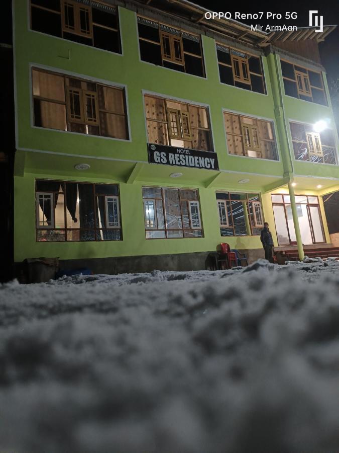 Hotel Gulmarg Residency, Kunzer Gulmarg Buitenkant foto
